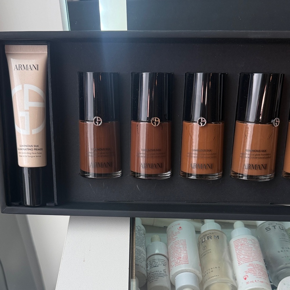 Giorgio Armani Luminous Silk Foundation Collection - many shades available